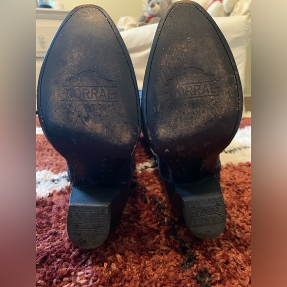 •Corral• Embroidered Over Knee High Boot - Picture 6 of 15